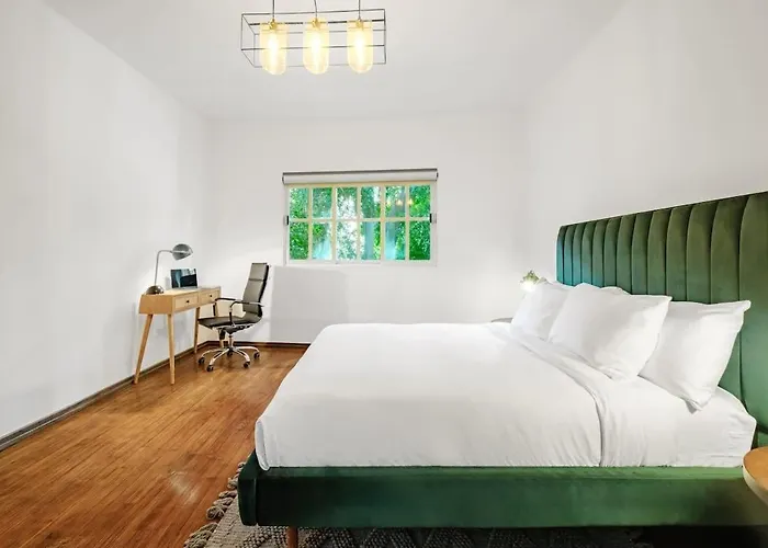 Art Deco 2br In Polanco Steps To Parque Lincoln Apartment